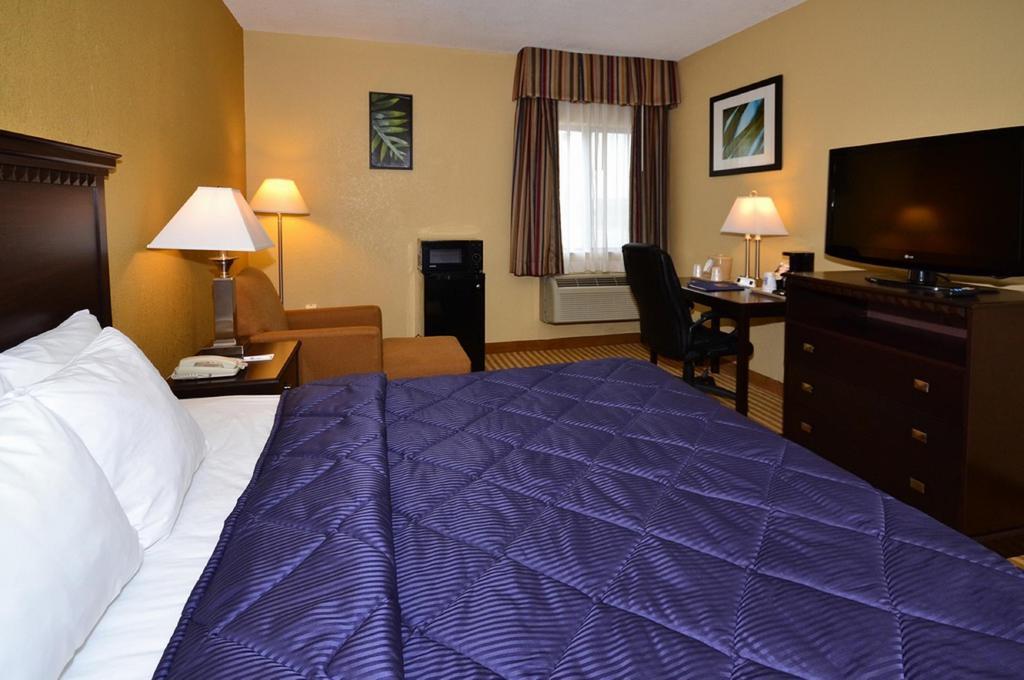 Quality Inn Merriam Kansas City Exterior photo