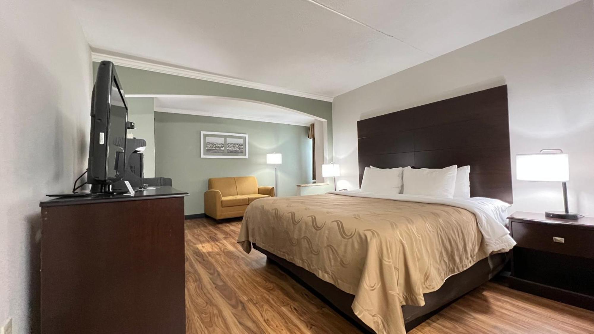 Quality Inn Merriam Kansas City Exterior photo